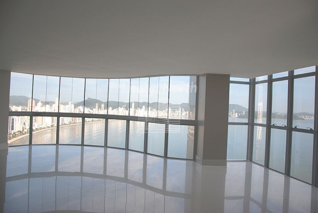 Imagem Cobertura com 6 Quartos à Venda, 490 m² em Centro - Balneário Camboriú Imagem Cobertura com 6 Quartos à Venda, 490 m² em Centro - Balneário Camboriú