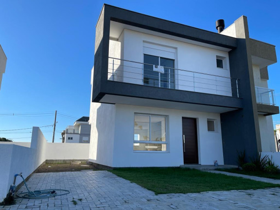 Imagem Casa com 3 Quartos à Venda, em Petrópolis - Porto Alegre Imagem Casa com 3 Quartos à Venda, em Petrópolis - Porto Alegre