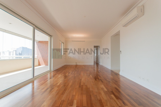 Imagem Imóvel com 3 Quartos à Venda, 151 m² em Itaim Bibi - São Paulo