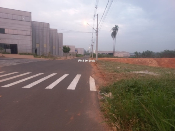 Imagem Terreno à Venda, 2.000 m² em Europark Comercial - Indaiatuba Imagem Terreno à Venda, 2.000 m² em Europark Comercial - Indaiatuba