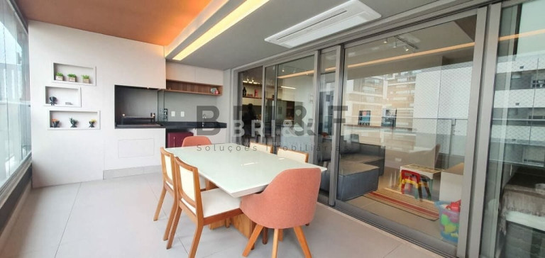 Apartamento com 3 Quartos à Venda, 131 m² em Brooklin - São Paulo