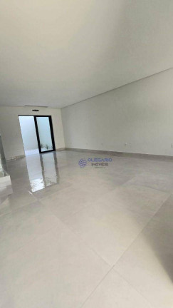 Imagem Sobrado com 3 Quartos à Venda, 205 m² em Armação - Penha