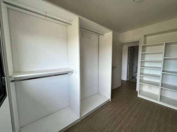 Imagem Apartamento com 3 Quartos à Venda, 100 m² em Cristal - Porto Alegre Imagem Apartamento com 3 Quartos à Venda, 100 m² em Cristal - Porto Alegre