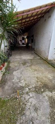 Imagem Casa com 2 Quartos à Venda, 300 m² em Santa Regina - Camboriú