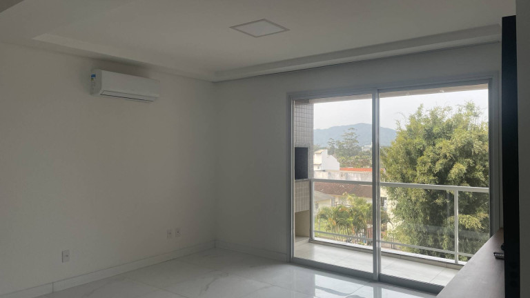 Imagem Apartamento com 3 Quartos para Alugar, 143 m² em Canasvieiras - Florianópolis