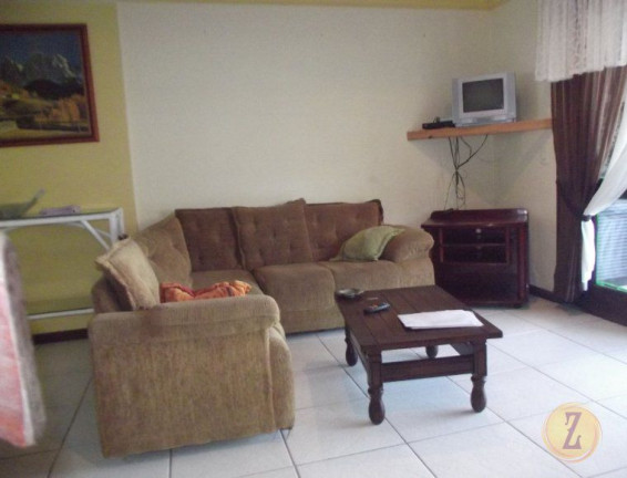 Imagem Sobrado com 3 Quartos para Temporada, em Bombas - Bombinhas Imagem Sobrado com 3 Quartos para Temporada, em Bombas - Bombinhas
