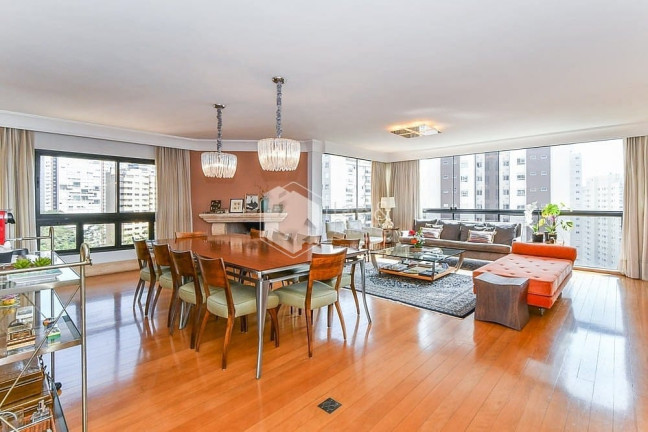 Apartamento com 3 Quartos à Venda, 247 m² em Vila Suzana - São Paulo