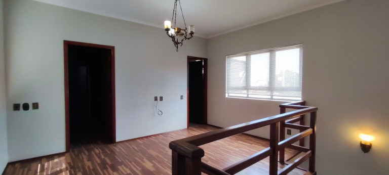 Imagem Sobrado com 3 Quartos à Venda, 205 m² em Vila Independência - Limeira Imagem Sobrado com 3 Quartos à Venda, 205 m² em Vila Independência - Limeira