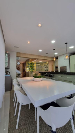 Imagem Casa com 4 Quartos à Venda, 513 m² em Centro - Bombinhas