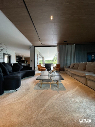 Imagem Casa com 4 Quartos à Venda, 1.400 m² em Jurerê Internacional - Florianópolis