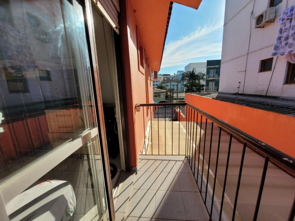 Imagem Casa com 3 Quartos à Venda, 168 m² em Camobi - Santa Maria Imagem Casa com 3 Quartos à Venda, 168 m² em Camobi - Santa Maria