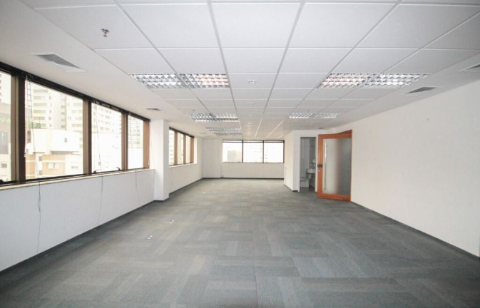 Sala Comercial à Venda, 102 m² em Perdizes - São Paulo