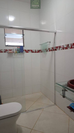 Imagem Casa com 3 Quartos à Venda, 450 m²
