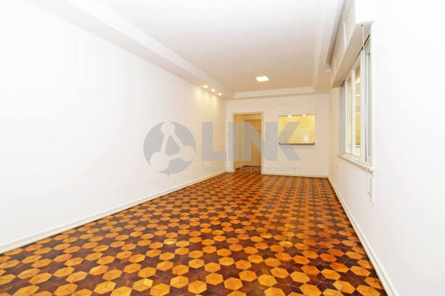 Imagem Apartamento com 3 Quartos à Venda, 101 m² em Moinhos De Vento - Porto Alegre
