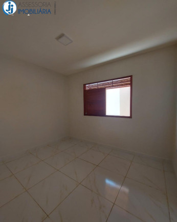 Imagem Casa com 2 Quartos para Alugar ou Temporada, 72 m² em Santa Tereza - Parnamirim
