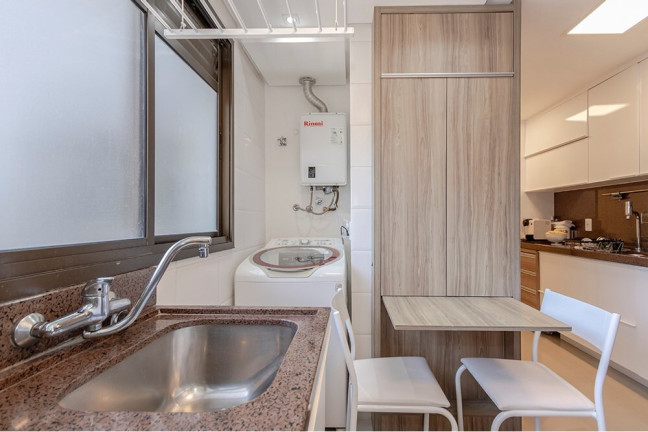 Imagem Apartamento com 3 Quartos à Venda, 122 m² em Petrópolis - Porto Alegre Imagem Apartamento com 3 Quartos à Venda, 122 m² em Petrópolis - Porto Alegre