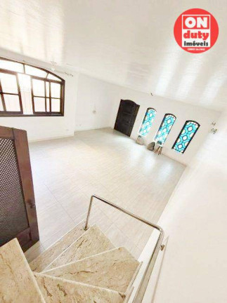 Sobrado com 4 Quartos à Venda, 211 m² em José Menino - Santos
