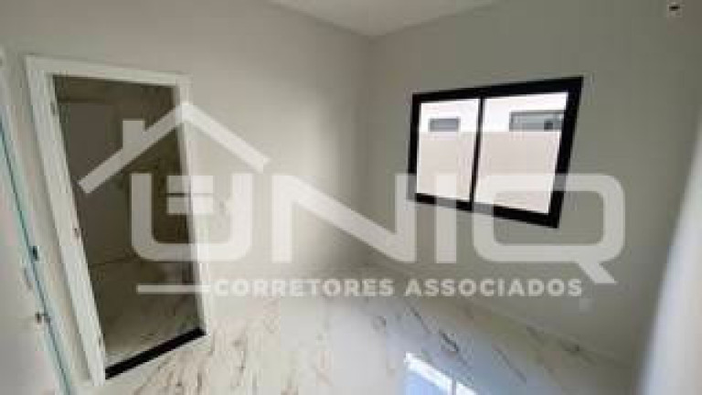 Imagem Casa com 3 Quartos à Venda, 107 m² em Fraron - Pato Branco Imagem Casa com 3 Quartos à Venda, 107 m² em Fraron - Pato Branco