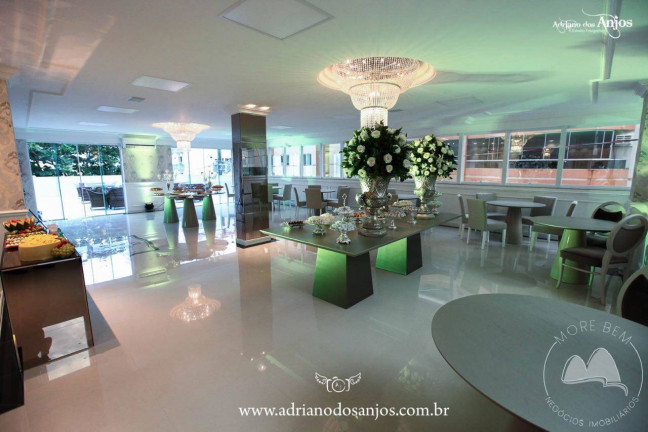 Imagem Apartamento com 4 Quartos à Venda, 270 m² em Meia Praia - Itapema Imagem Apartamento com 4 Quartos à Venda, 270 m² em Meia Praia - Itapema