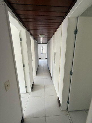 Imagem Imóvel com 3 Quartos à Venda, 104 m² em Barra - Salvador Imagem Imóvel com 3 Quartos à Venda, 104 m² em Barra - Salvador