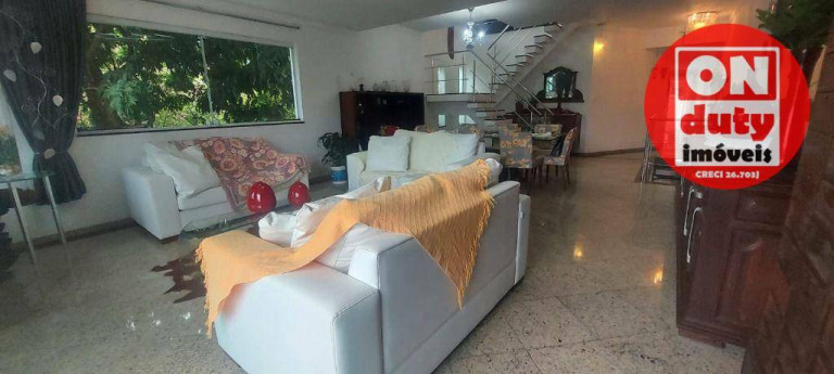 Imagem Casa com 4 Quartos à Venda, 316 m² em Marapé - Santos Imagem Casa com 4 Quartos à Venda, 316 m² em Marapé - Santos
