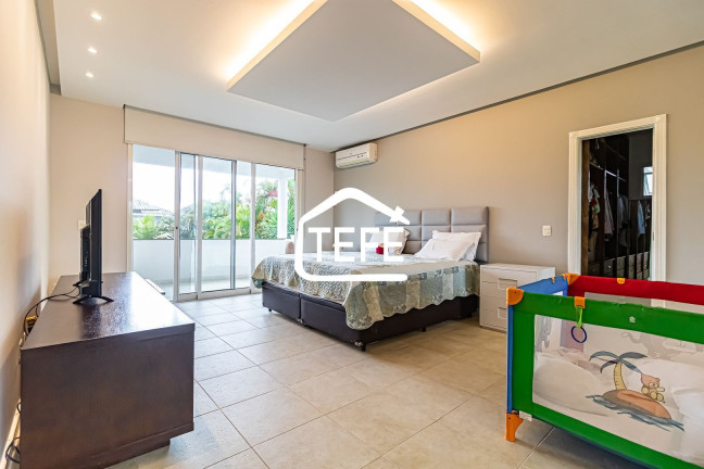 Imagem Casa de Condomínio com 6 Quartos à Venda, 500 m² em Barra Da Tijuca - Rio De Janeiro Imagem Casa de Condomínio com 6 Quartos à Venda, 500 m² em Barra Da Tijuca - Rio De Janeiro