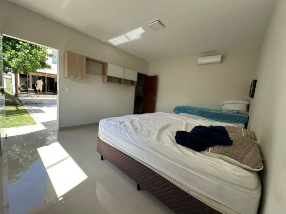 Imagem Casa com 5 Quartos para Alugar,  em Outeiro Da Glória - Porto Seguro