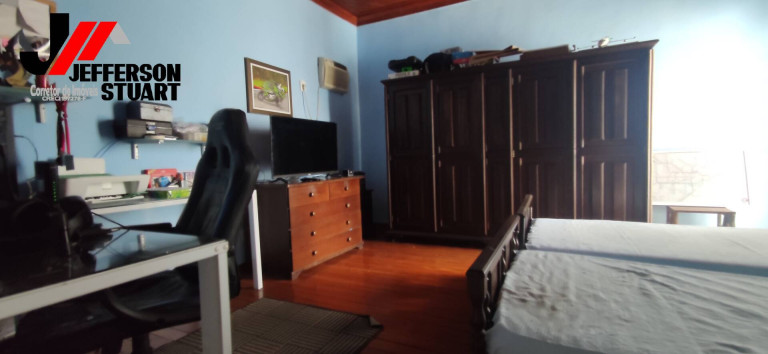 Imagem Casa com 3 Quartos à Venda, 300 m² em Centro - Guaratinguetá Imagem Casa com 3 Quartos à Venda, 300 m² em Centro - Guaratinguetá