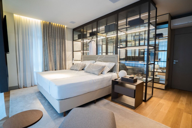 Imagem Apartamento com 3 Quartos à Venda, 202 m² em Jardim Social - Curitiba