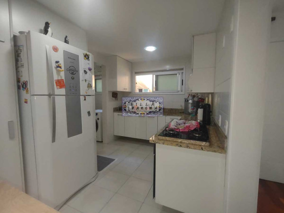 Imagem Imóvel com 3 Quartos à Venda, 86 m² em Barra Do Imbuí - Teresópolis