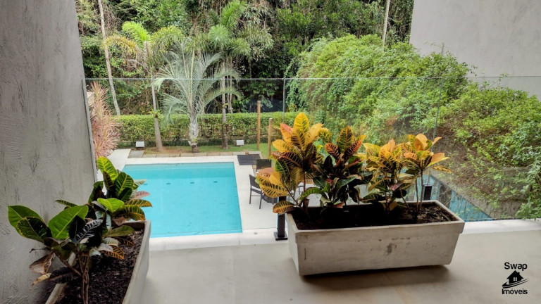 Imagem Casa com 6 Quartos à Venda, em Riviera - Bertioga Imagem Casa com 6 Quartos à Venda, em Riviera - Bertioga