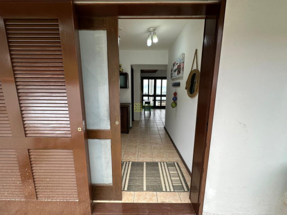 Imagem Casa com 3 Quartos para Alugar ou Temporada, 100 m² em Araça - Porto Belo Imagem Casa com 3 Quartos para Alugar ou Temporada, 100 m² em Araça - Porto Belo
