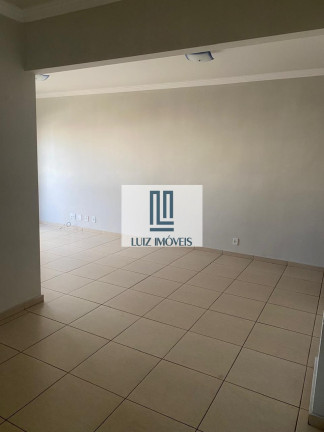 Imagem Imóvel com 2 Quartos à Venda, 90 m² em Centro - Três Rios Imagem Imóvel com 2 Quartos à Venda, 90 m² em Centro - Três Rios