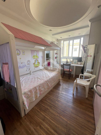 Imagem Cobertura com 4 Quartos à Venda, 340 m² em Flamengo - Rio De Janeiro Imagem Cobertura com 4 Quartos à Venda, 340 m² em Flamengo - Rio De Janeiro