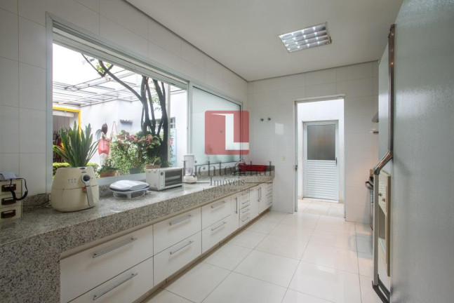 Imagem Casa com 2 Quartos à Venda, 210 m² em Jardim Paulista - São Paulo Imagem Casa com 2 Quartos à Venda, 210 m² em Jardim Paulista - São Paulo