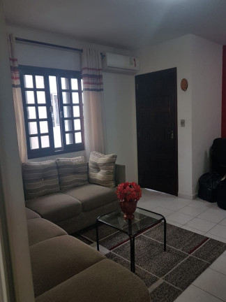 Imagem Casa com 5 Quartos à Venda, 250 m² em Centro - Balneário Camboriú