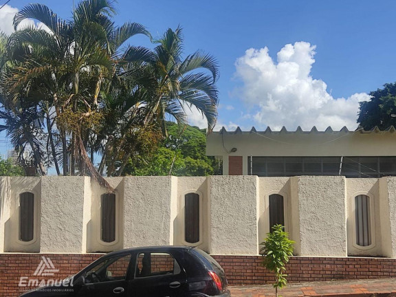 Casa com 3 Quartos à Venda, 249 m² em Jardim Dos Estados - Campo Grande