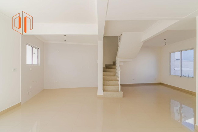 Imagem Sobrado com 3 Quartos à Venda, 100 m² em Santa Cândida - Curitiba