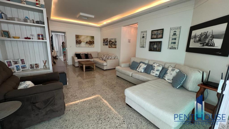 Imagem Apartamento com 3 Quartos à Venda, 135 m² em Centro - Balneário Camboriú Imagem Apartamento com 3 Quartos à Venda, 135 m² em Centro - Balneário Camboriú