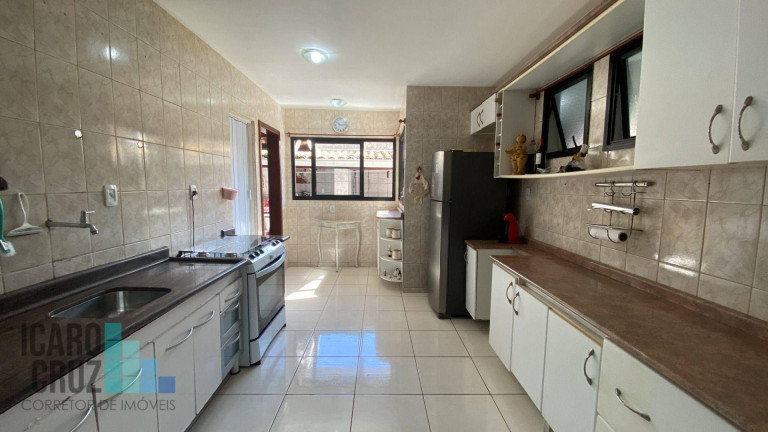 Imagem Casa com 5 Quartos à Venda, 236 m² em Praia Do Flamengo - Salvador