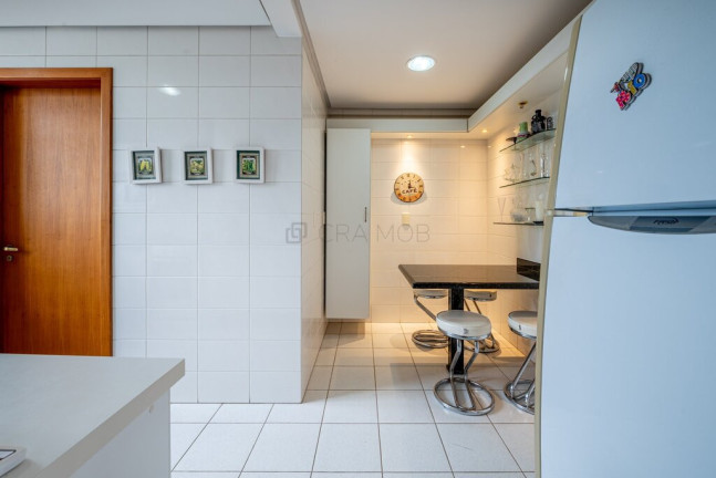 Imagem Imóvel com 3 Quartos à Venda, em Petrópolis - Porto Alegre Imagem Imóvel com 3 Quartos à Venda, em Petrópolis - Porto Alegre