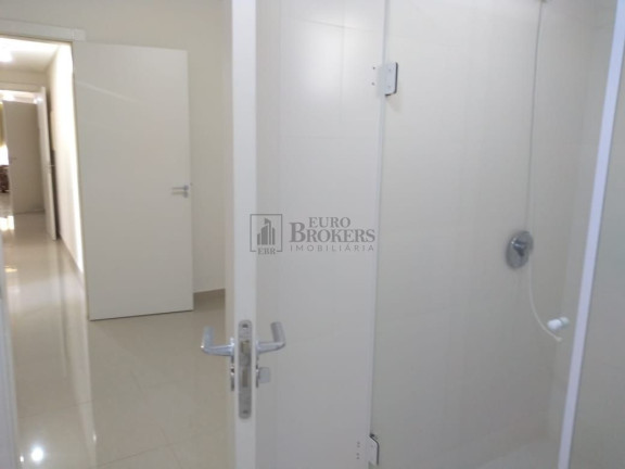 Imagem Apartamento com 3 Quartos à Venda, 110 m² em Centro - Balneário Camboriú Imagem Apartamento com 3 Quartos à Venda, 110 m² em Centro - Balneário Camboriú
