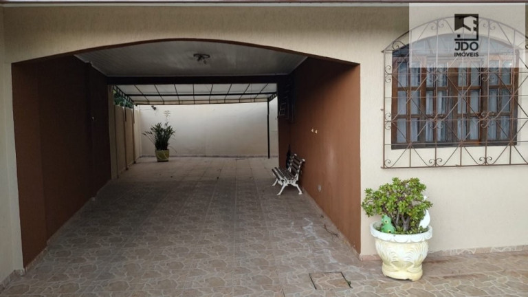 Imagem Casa com 2 Quartos à Venda, 107 m² em Jardim Gabineto - Curitiba Imagem Casa com 2 Quartos à Venda, 107 m² em Jardim Gabineto - Curitiba