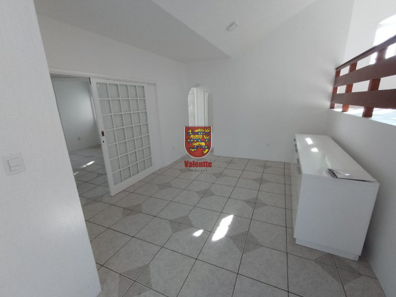 Imagem Casa com 3 Quartos à Venda, 428 m² em Estreito - Florianópolis Imagem Casa com 3 Quartos à Venda, 428 m² em Estreito - Florianópolis
