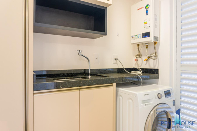 Imagem Apartamento com 3 Quartos à Venda, 145 m² em Centro - Balneário Camboriú Imagem Apartamento com 3 Quartos à Venda, 145 m² em Centro - Balneário Camboriú