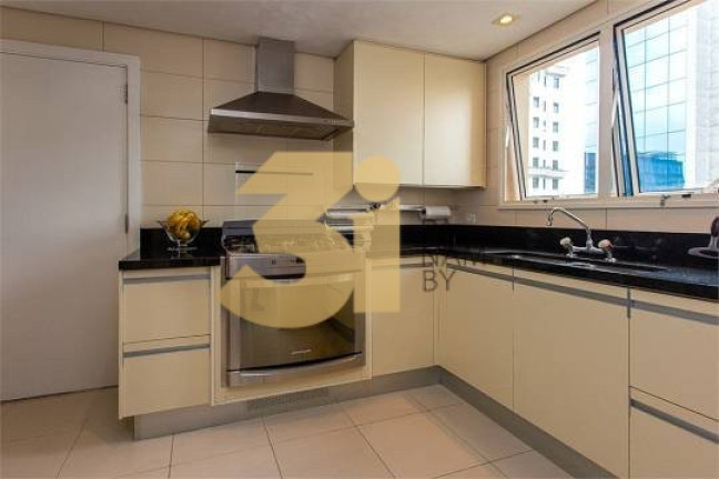 Imagem Apartamento com 3 Quartos à Venda, 223 m² em Itaim Bibi - São Paulo