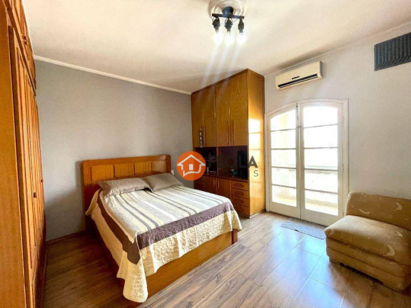 Imagem Casa com 3 Quartos à Venda, 237 m² em Vila Frezzarin - Americana Imagem Casa com 3 Quartos à Venda, 237 m² em Vila Frezzarin - Americana