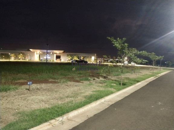 Imagem Terreno à Venda, 297 m² em Centro - Sidrolândia Imagem Terreno à Venda, 297 m² em Centro - Sidrolândia