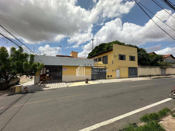 Casa com 5 Quartos à Venda, 400 m² em São Pedro - Teresina