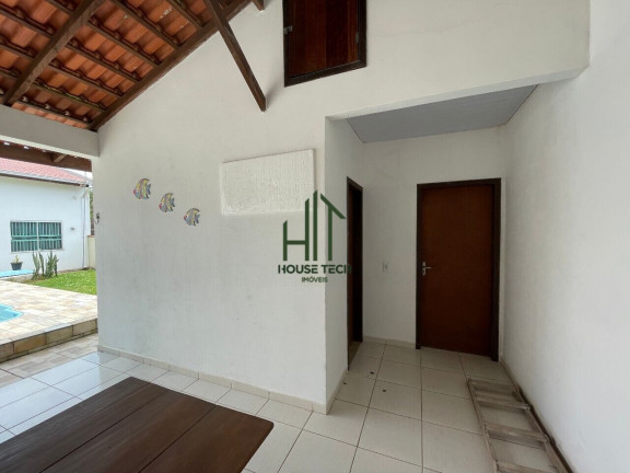 Imagem Casa com 4 Quartos à Venda, 120 m² em Balneário Cambiju - Itapoá